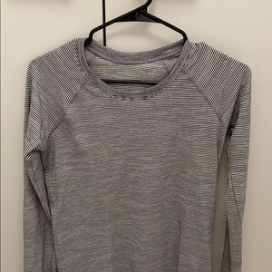 Lululemon long sleeve